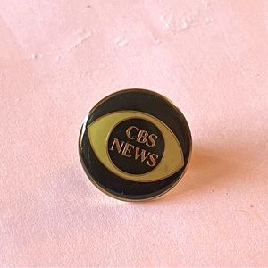 Vintage CBS News pin